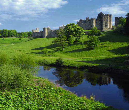 albion_alnwick_castle_bb.jpg
