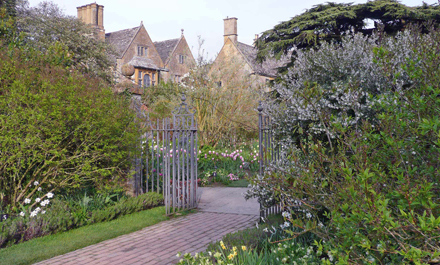albion_hidcote_manor_bb.jpg