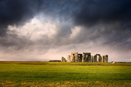 albion_stonehenge_430w.jpg