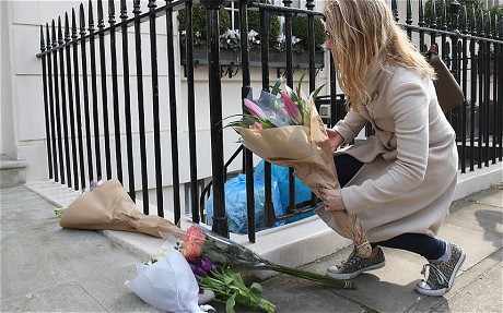 f_Margaret_Thatcher__floral_tributes.jpg