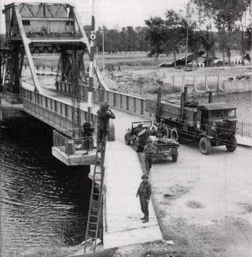 f_wwii_pegasus_bridge.jpg