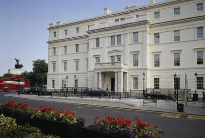 life_lanesborough_hotel.jpg